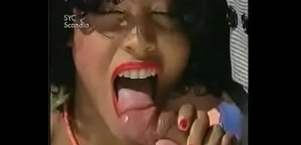 Charmaine Sinclaire-Ultimate Cumshot Slurping
